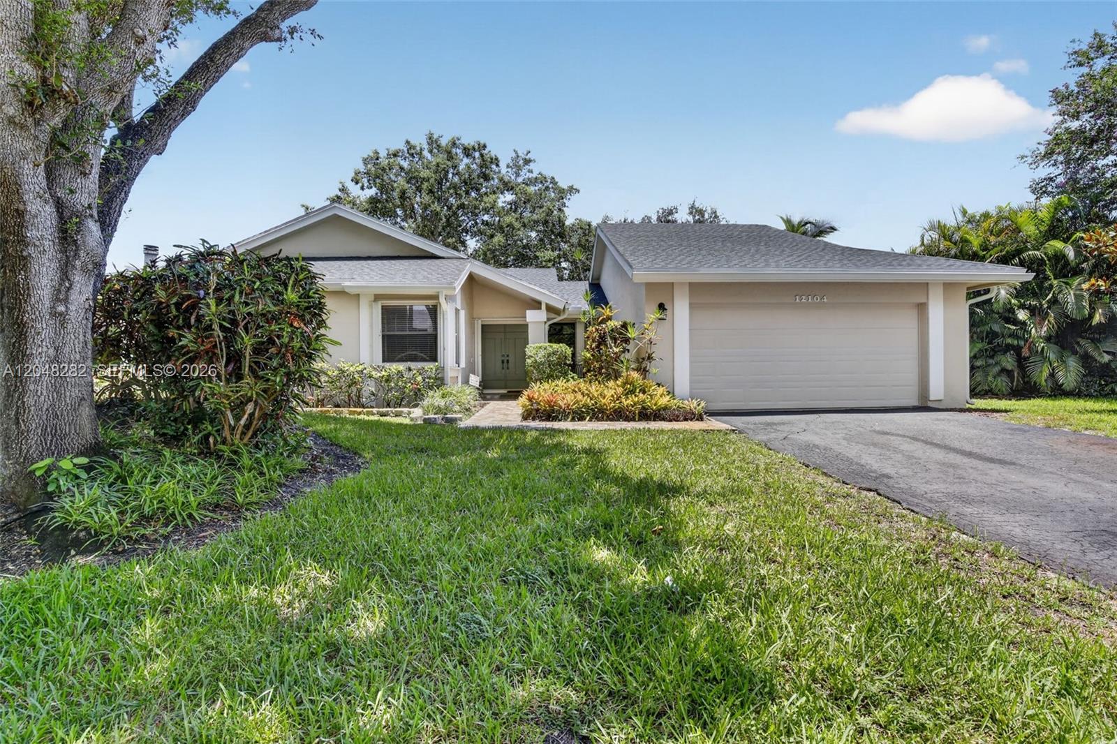 12104 Landing Way Property Photo 1