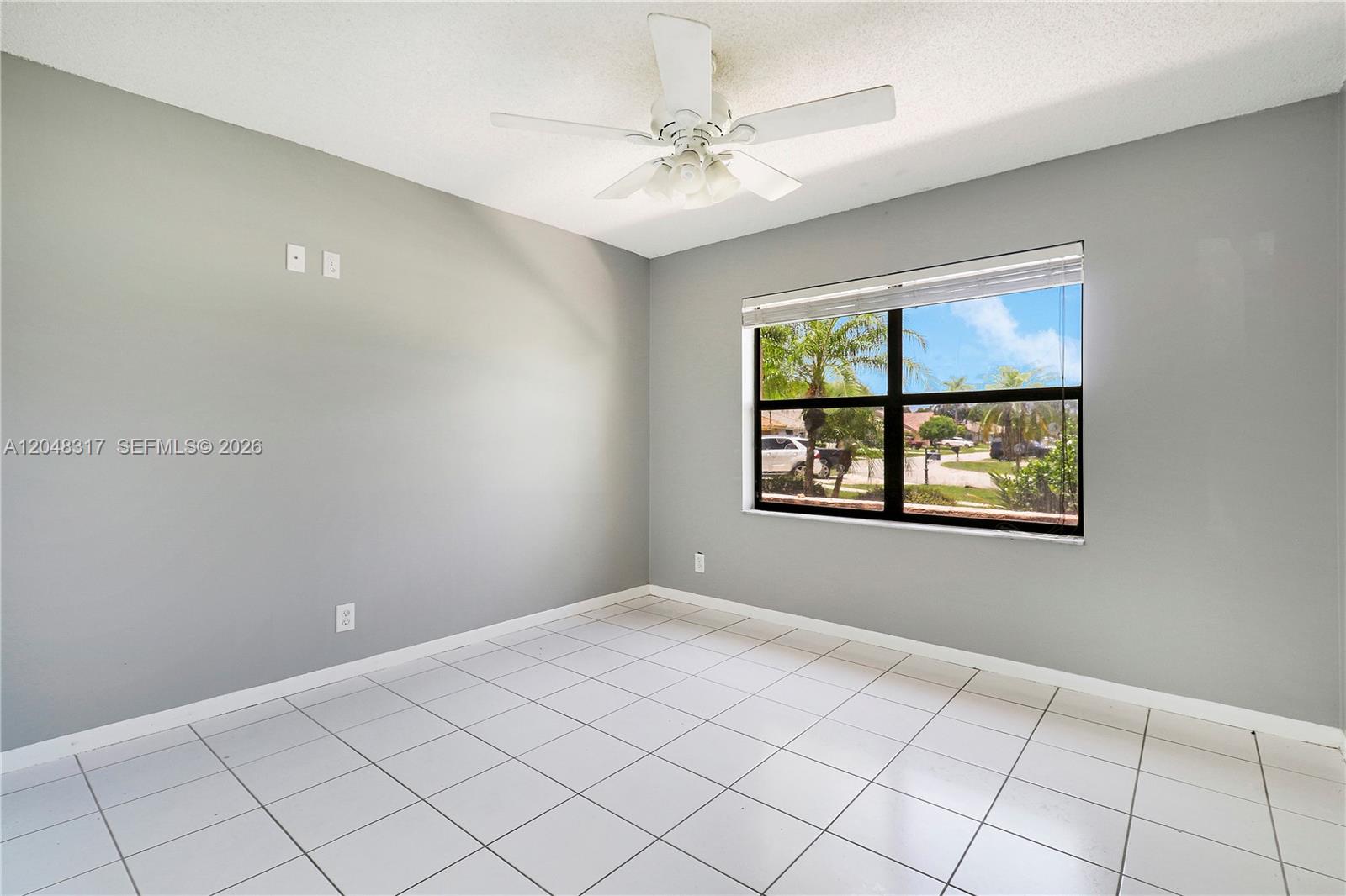 9496 Sun Pointe Drive Property Photo 17