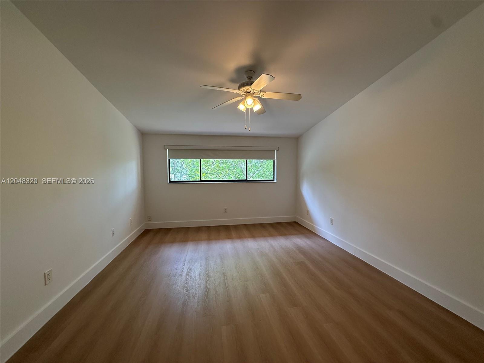 A12048320 Property Photo 17