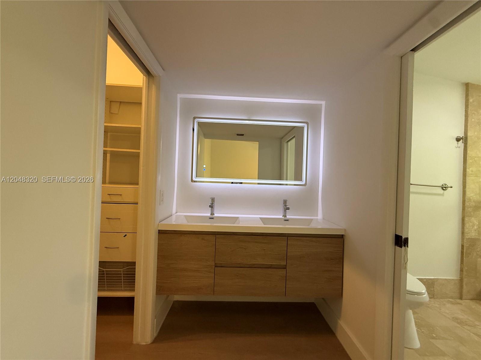 A12048320 Property Photo 18