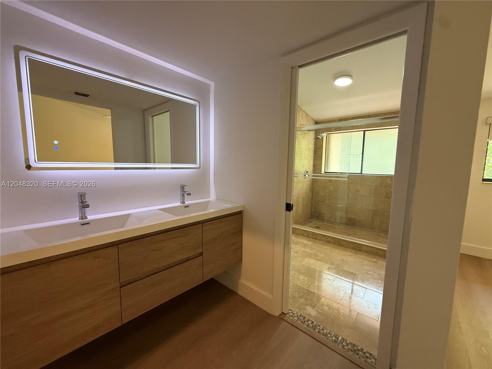 A12048320 Property Photo 19