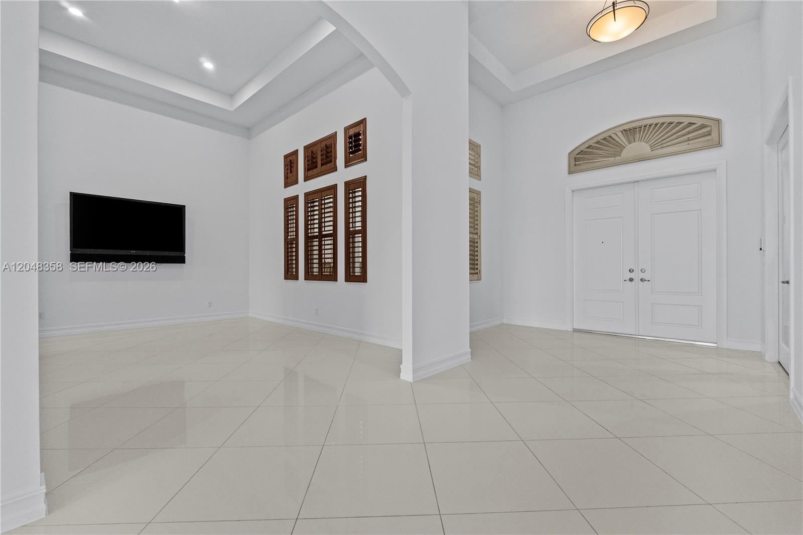 5301 S Sterling Ranch Circle Property Photo 11