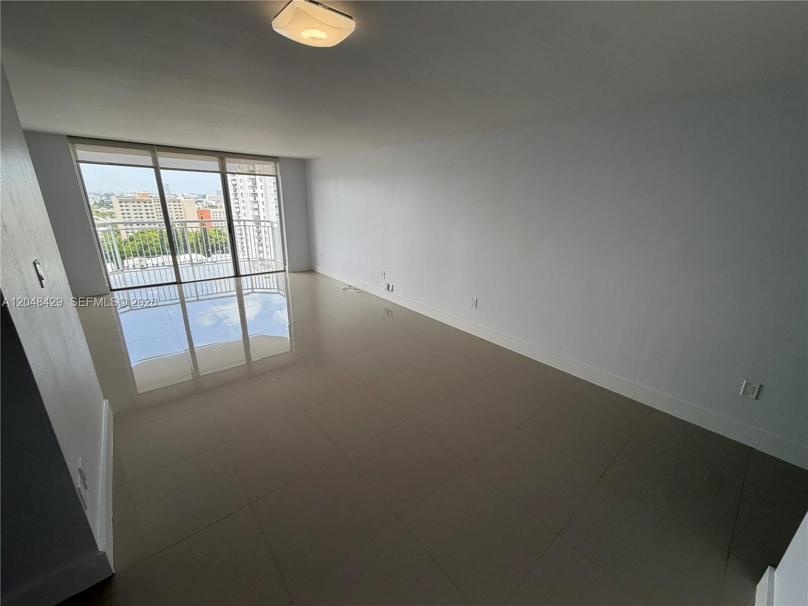 18011 Biscayne Boulevard 1802 Property Photo 2