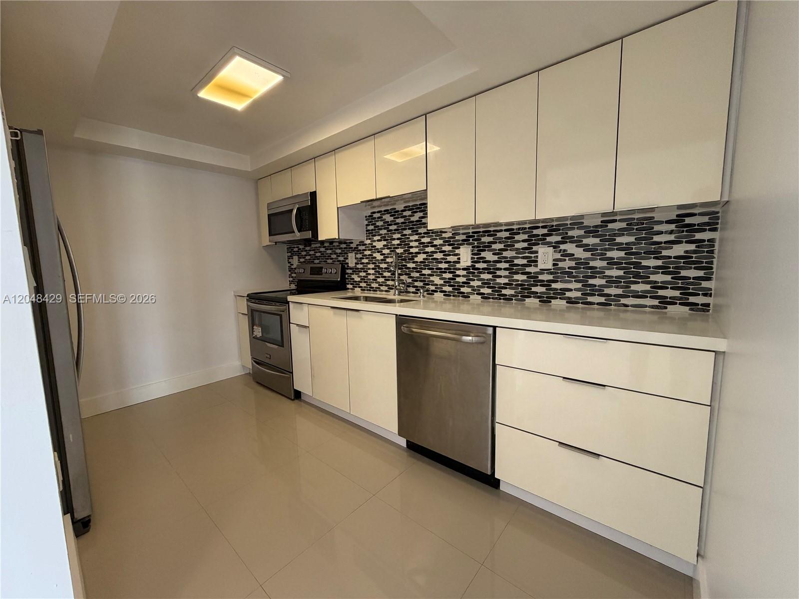 18011 Biscayne Boulevard 1802 Property Photo 10