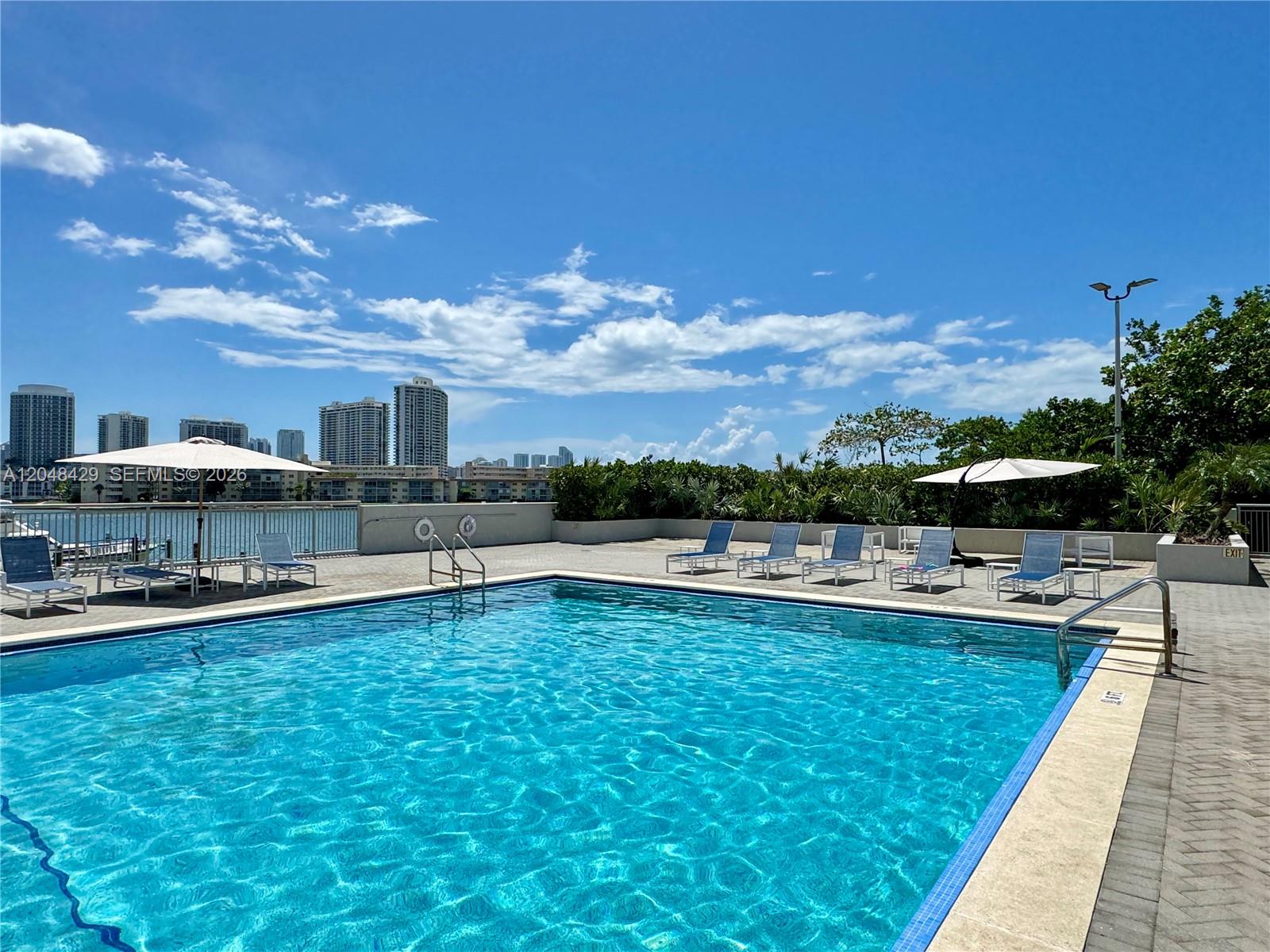 18011 Biscayne Boulevard 1802 Property Photo 31