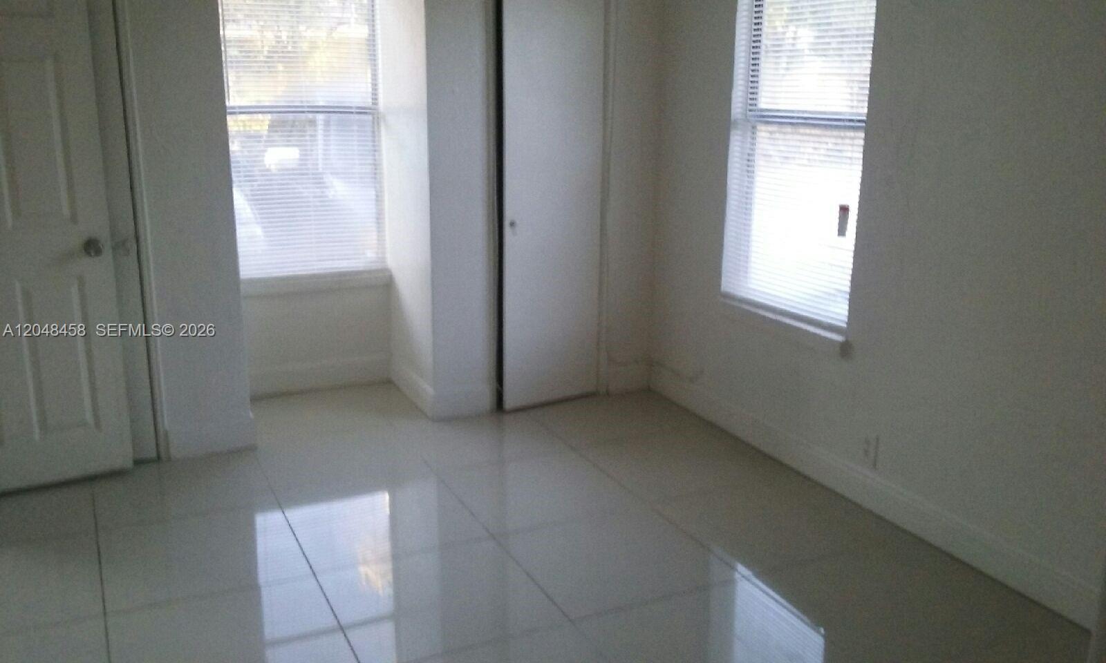A12048458 Property Photo 7
