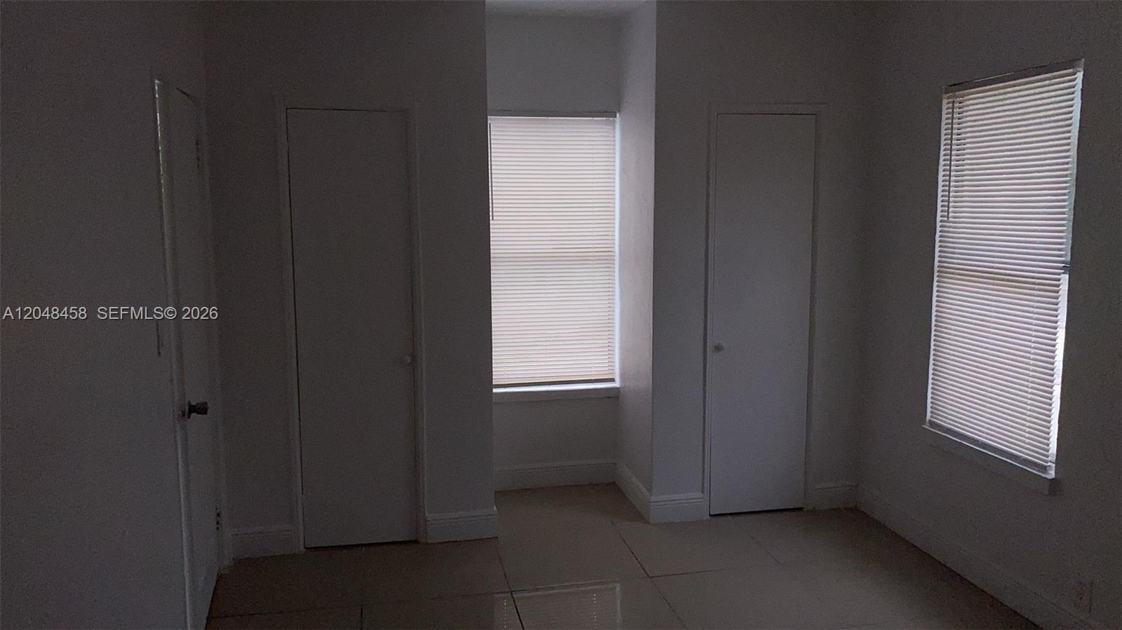 A12048458 Property Photo 17