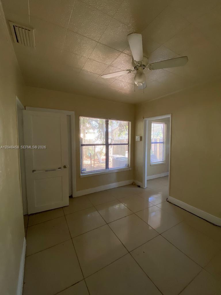 A12048458 Property Photo 38