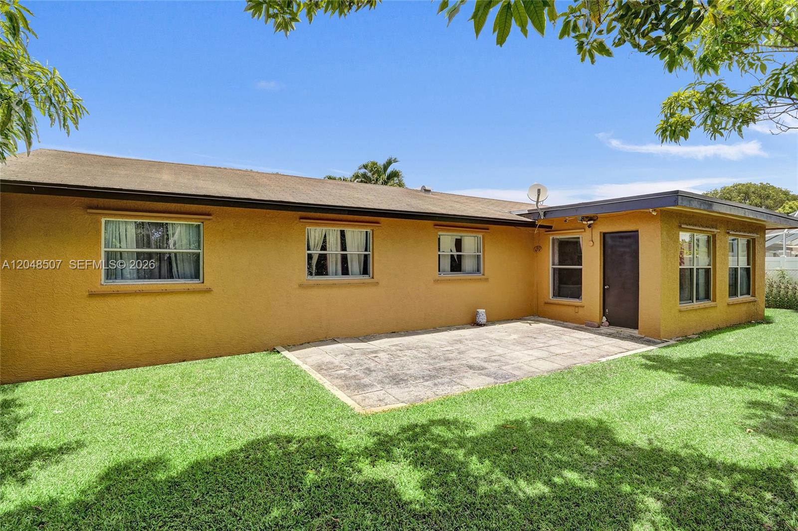 10688 Sleepy Brook Way Property Photo 10