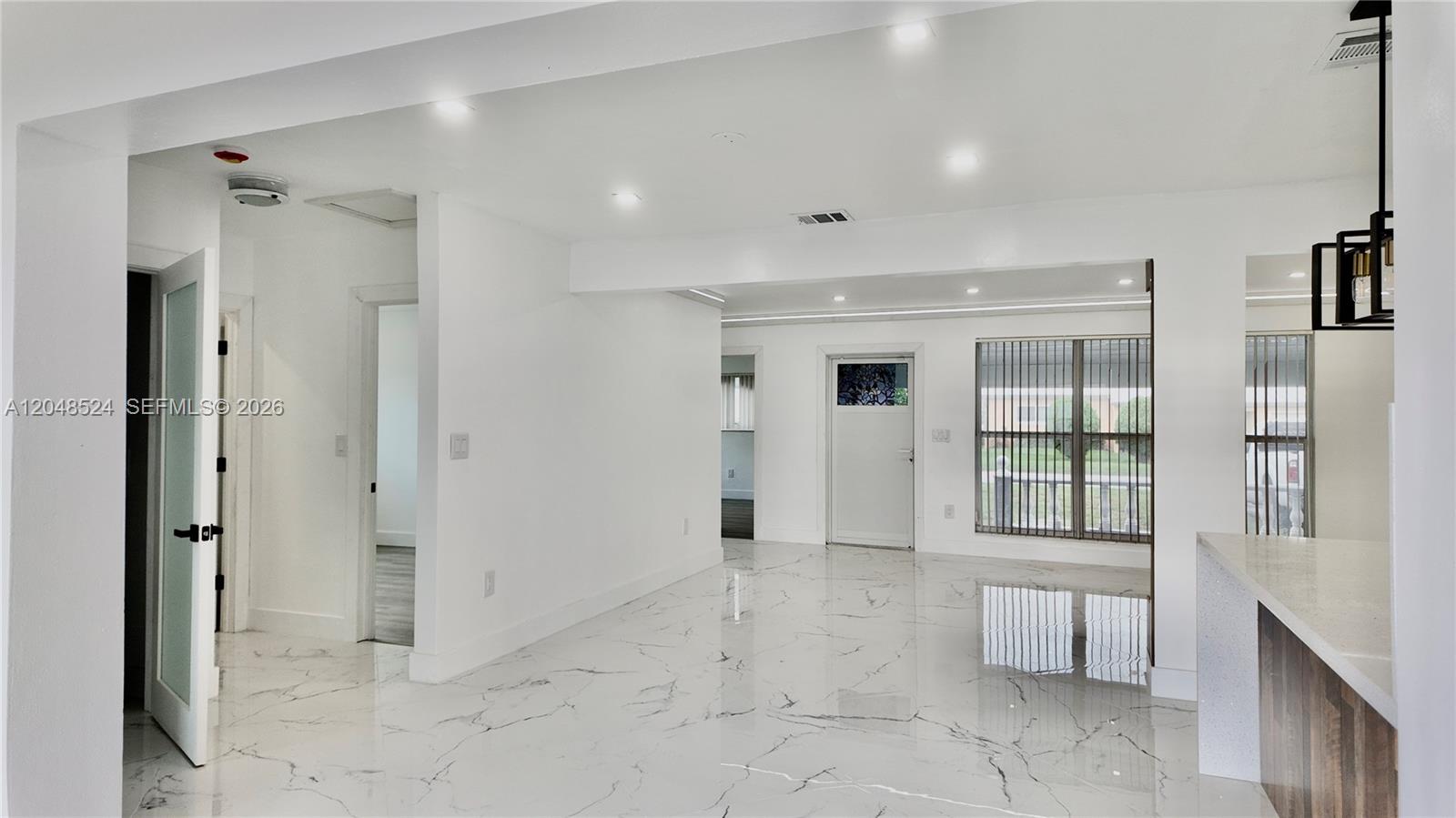 7721 Granada Boulevard Property Photo 3