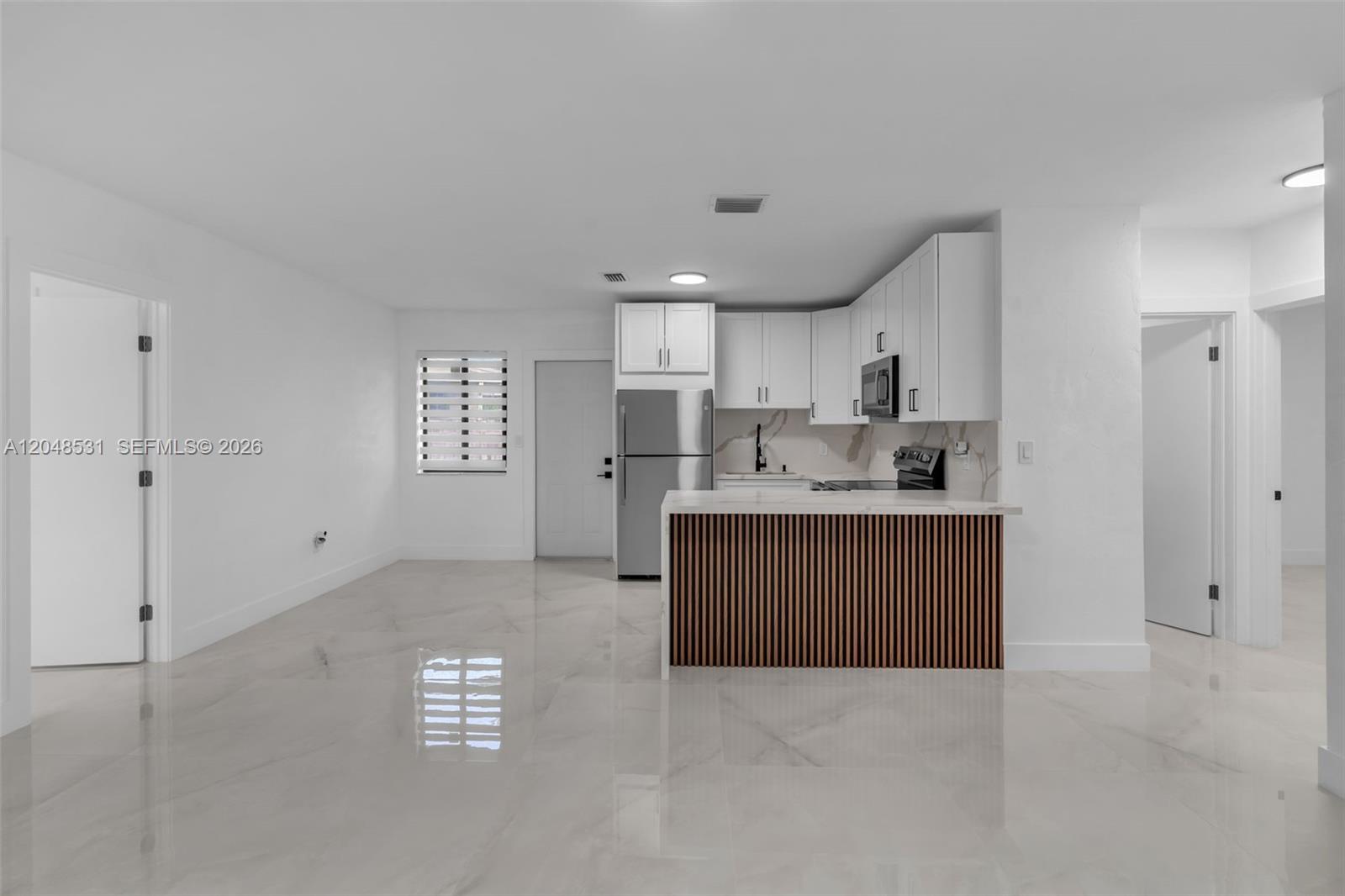 A12048531 Property Photo 7