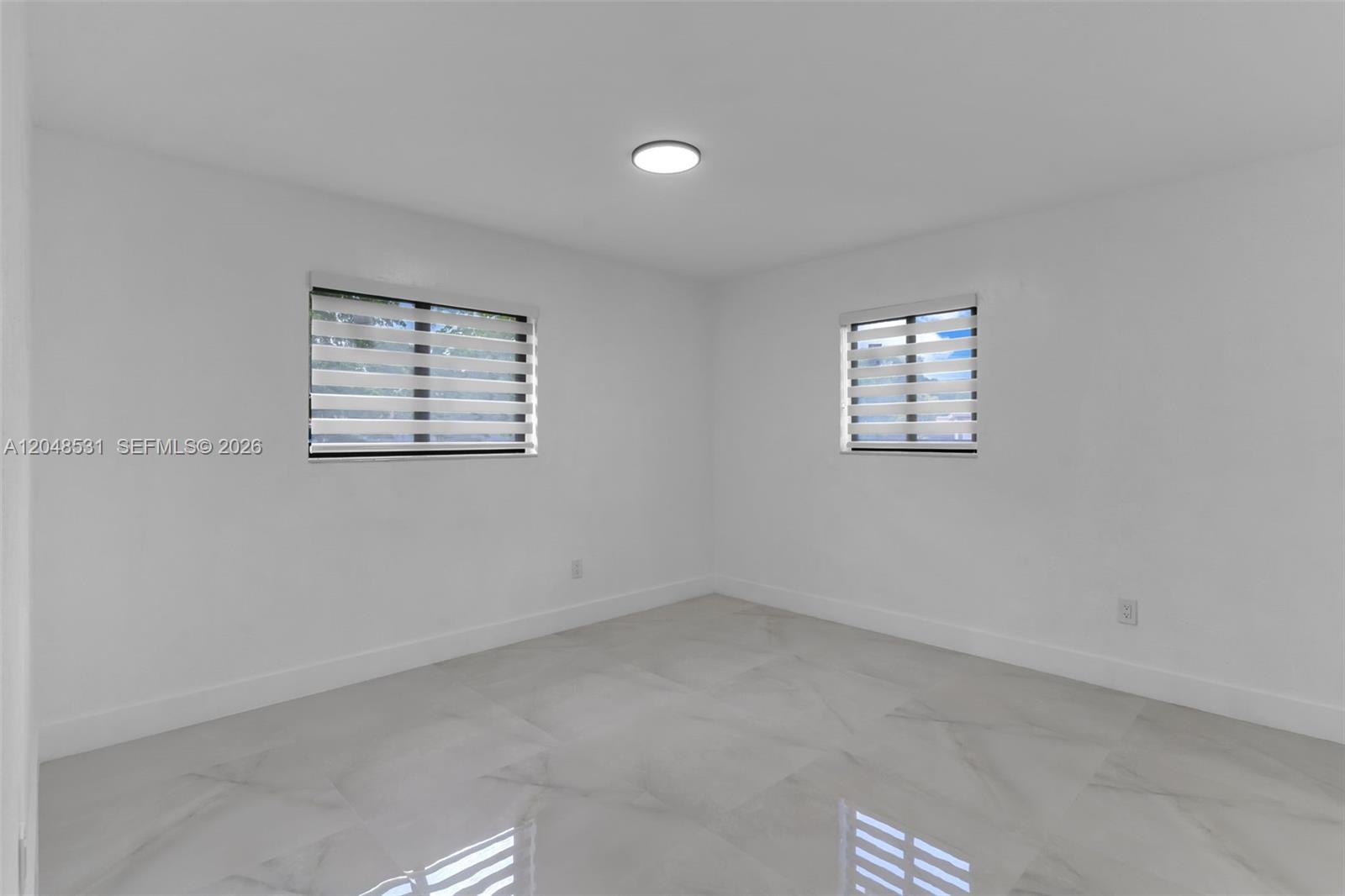 A12048531 Property Photo 10