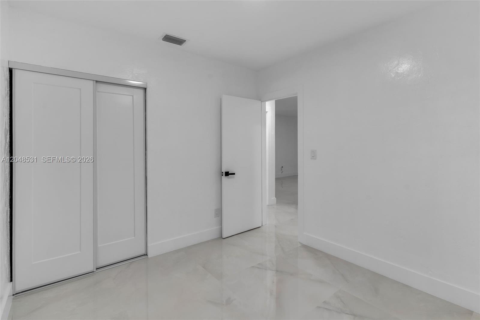 A12048531 Property Photo 13