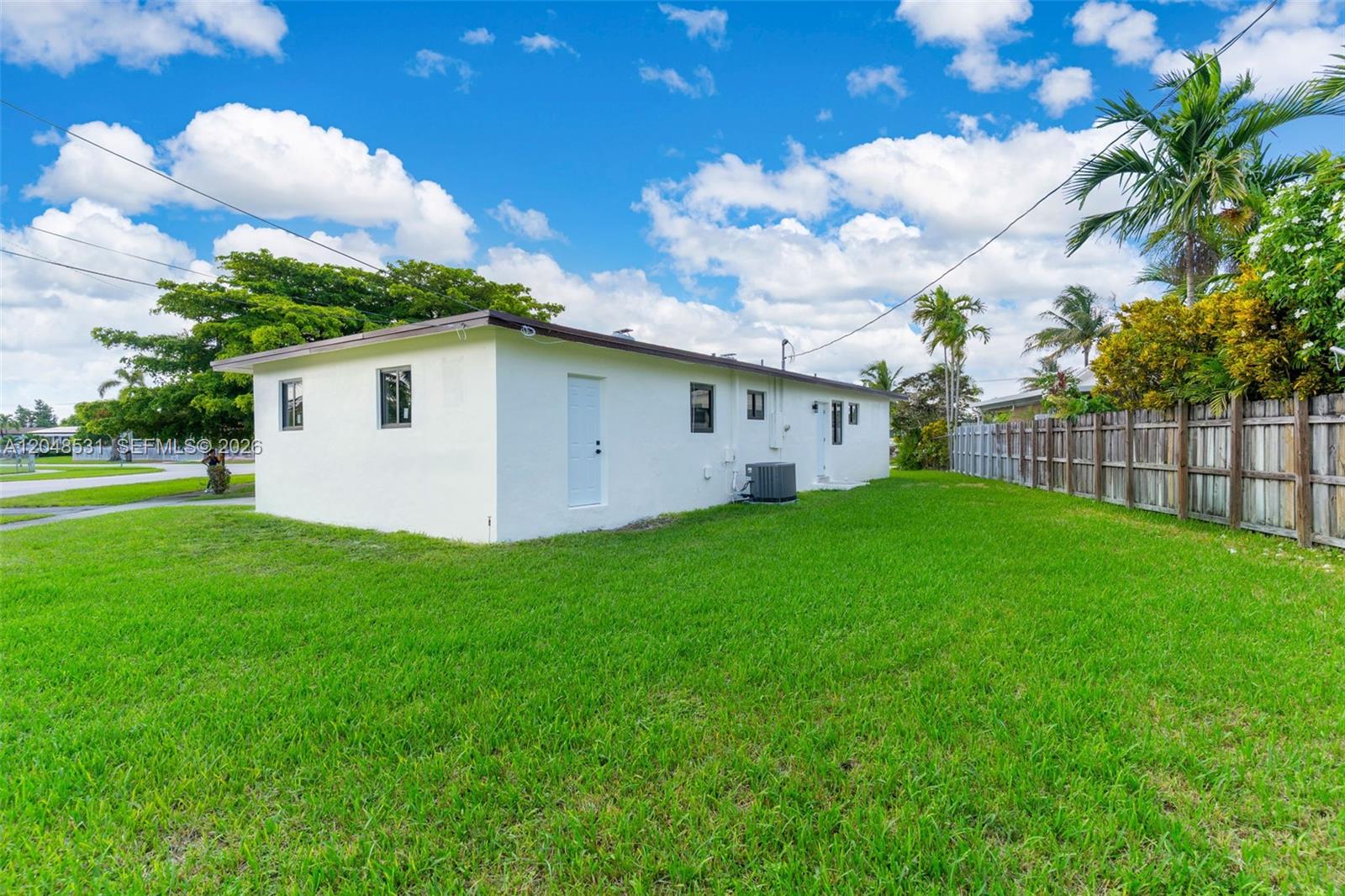 A12048531 Property Photo 20