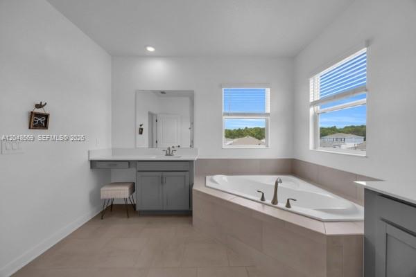 A12048569 Property Photo 32