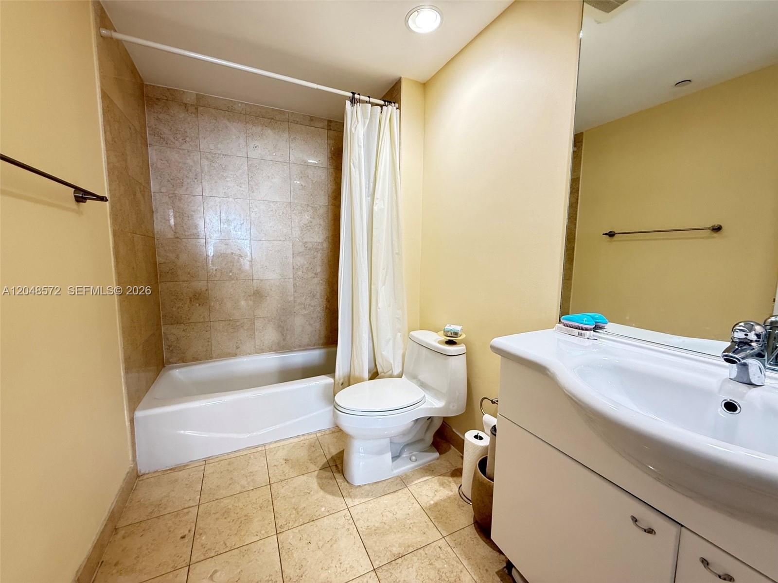 1800 S Ocean Drive 2203 Property Photo 29