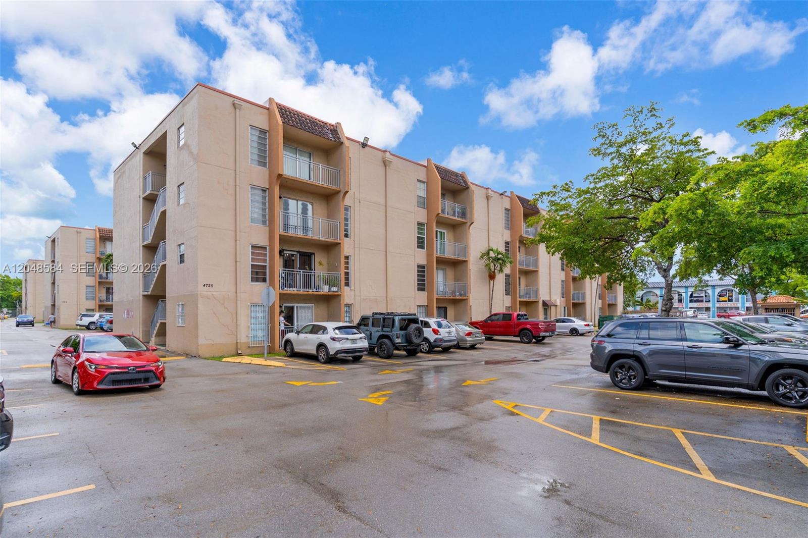 4715 NW 7th Street 306-2
