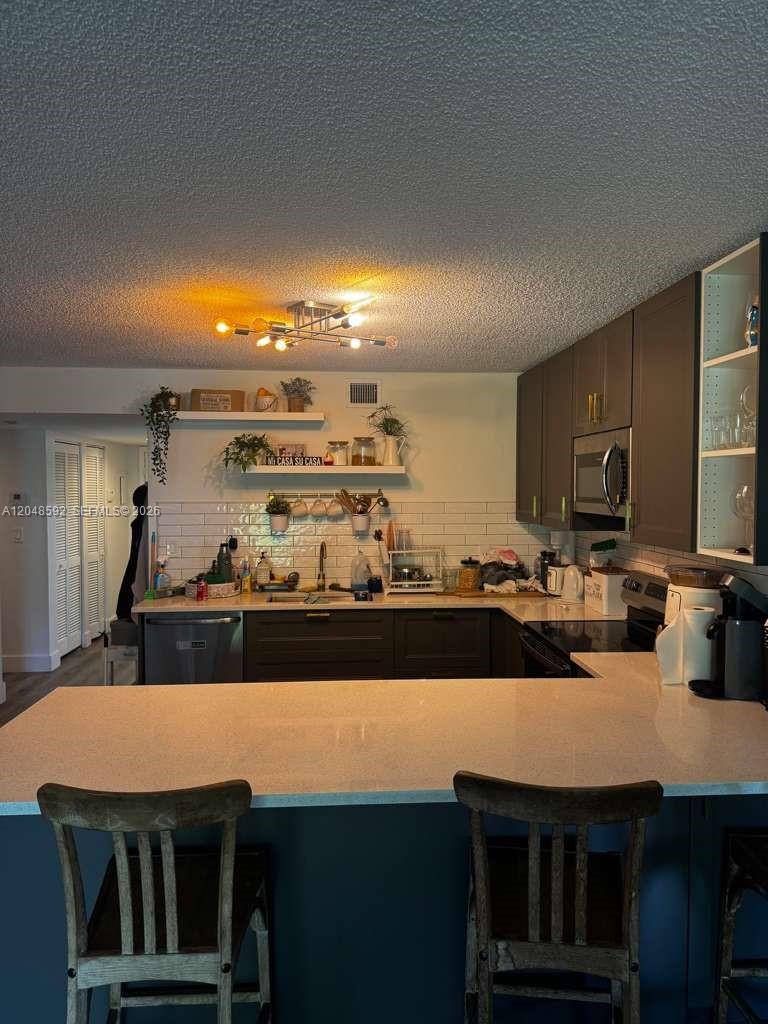 16171 Blatt Boulevard 412 Property Photo 9