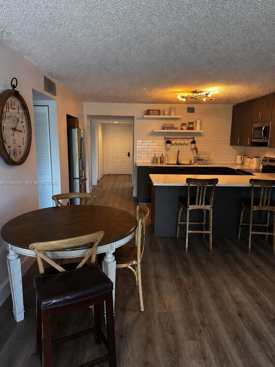 16171 Blatt Boulevard 412 Property Photo 11