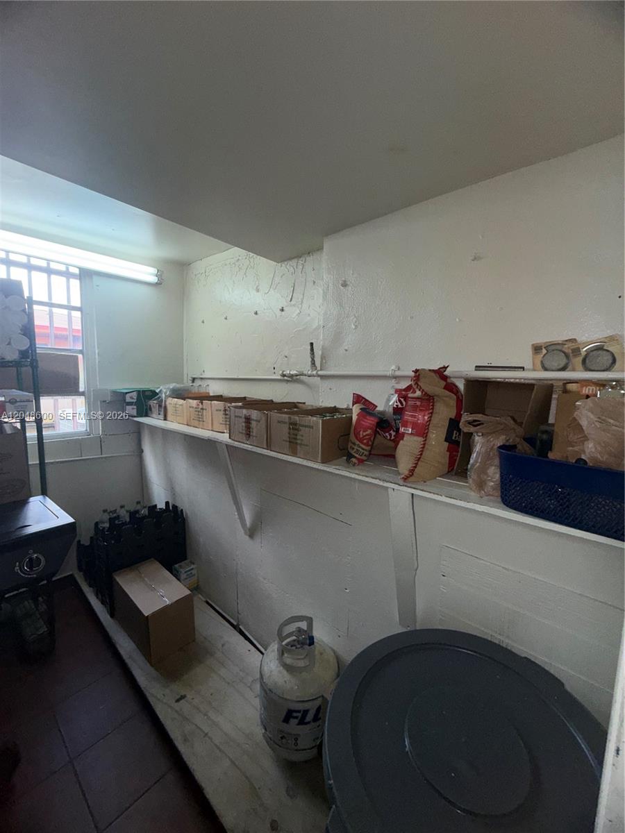 A12048600 Property Photo 25