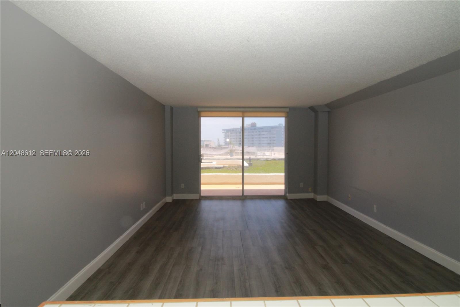 13499 Biscayne Boulevard 412 Property Photo 4