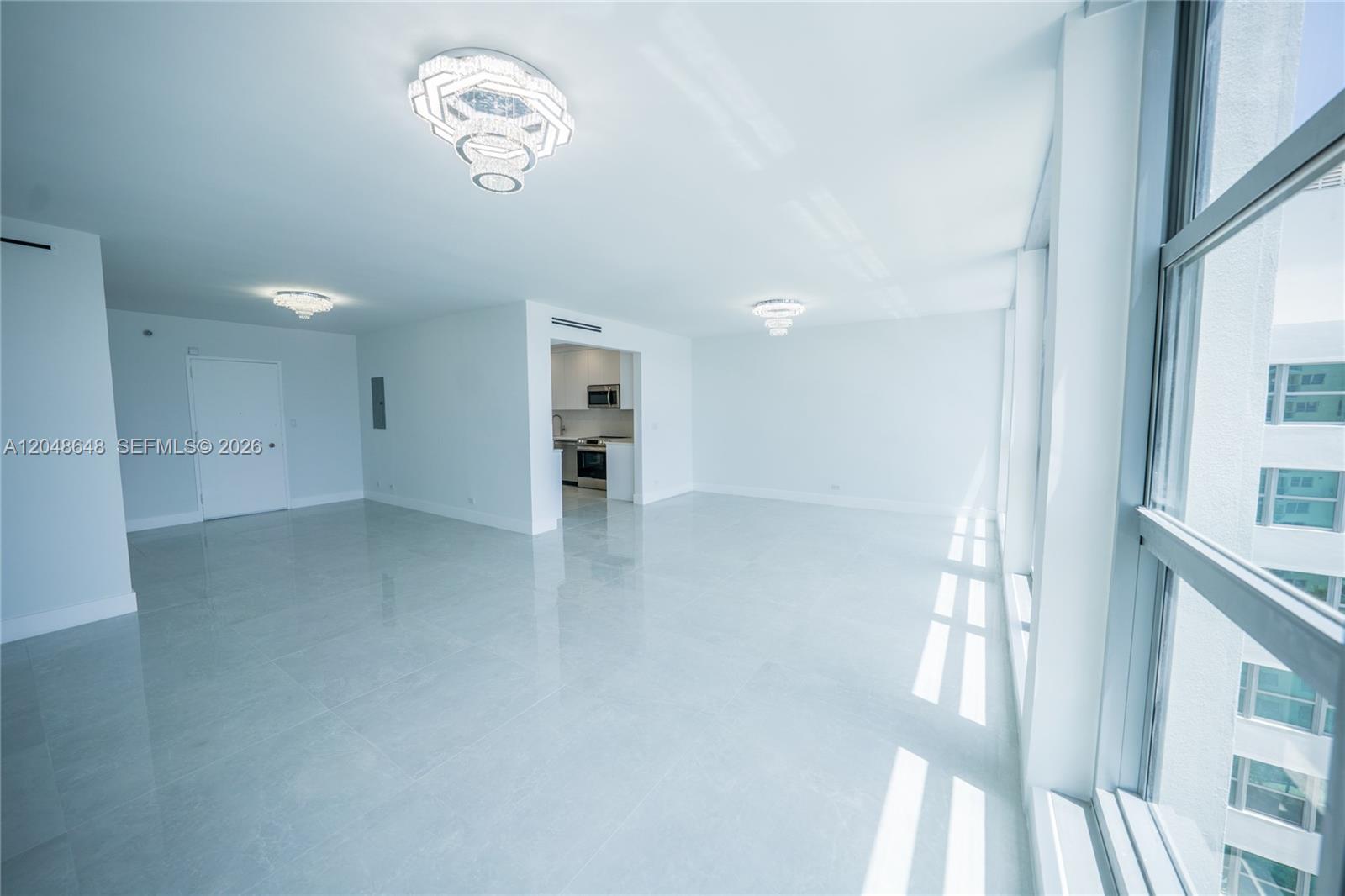 5055 Collins Avenue 14h Property Photo 14