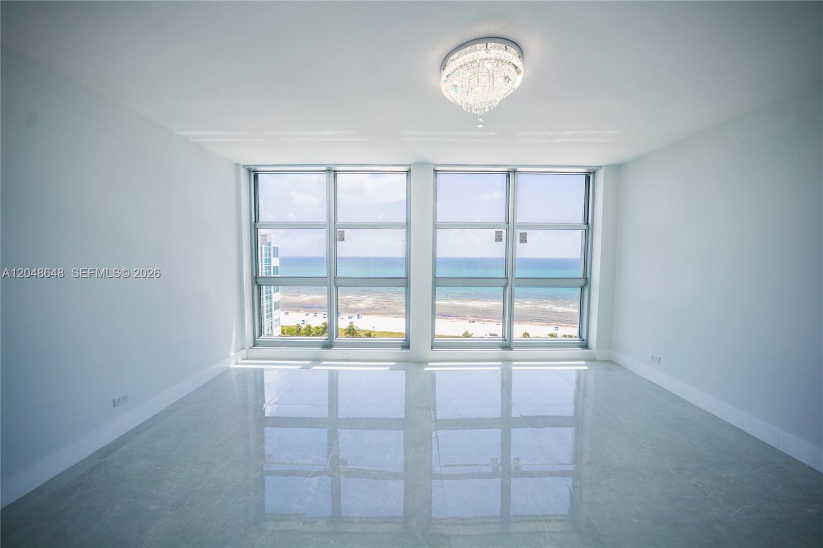 5055 Collins Avenue 14h Property Photo 24