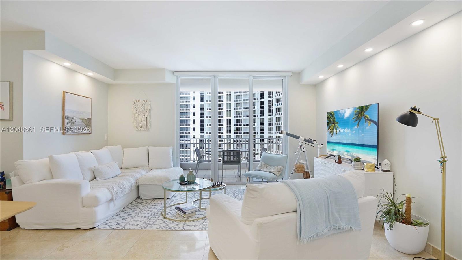 801 Brickell Key Boulevard 2210 Property Photo 19