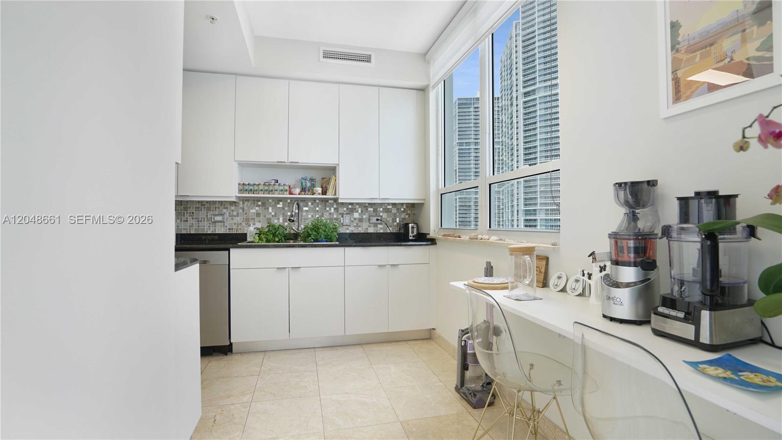 801 Brickell Key Boulevard 2210 Property Photo 35