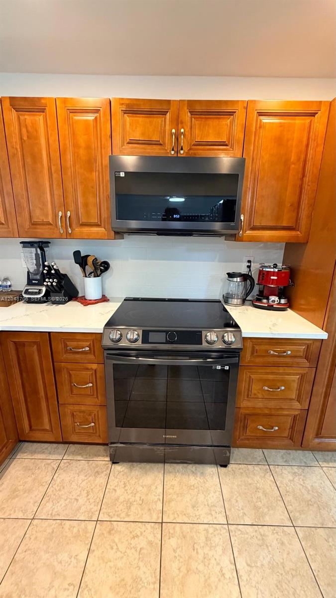 3781 Jackson Boulevard - Property Photo 4
