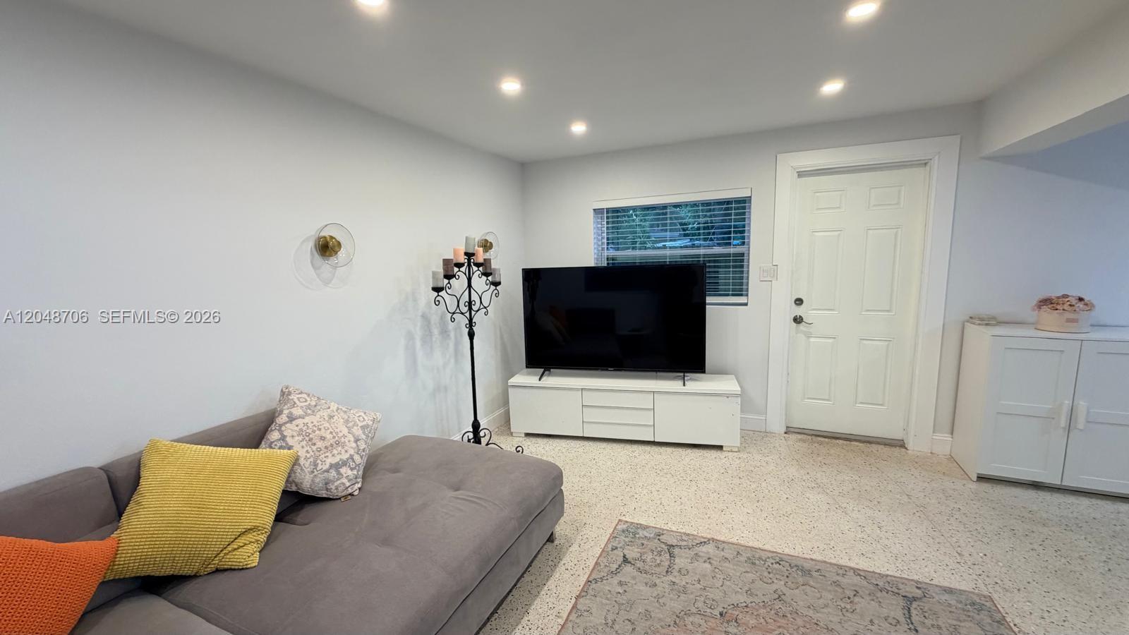 3781 Jackson Boulevard - Property Photo 24