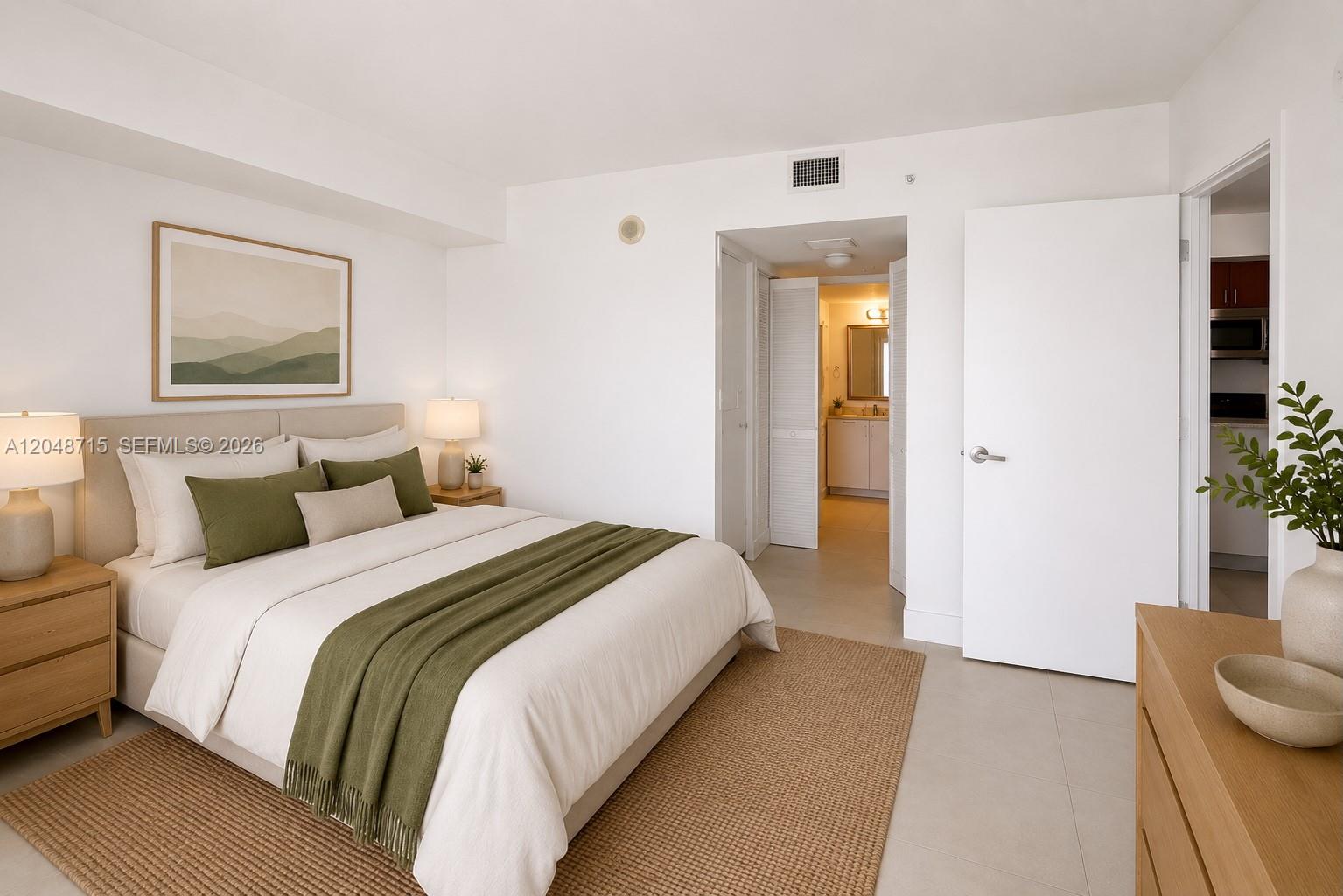 1800 N Bayshore Drive 4102 Property Photo 17