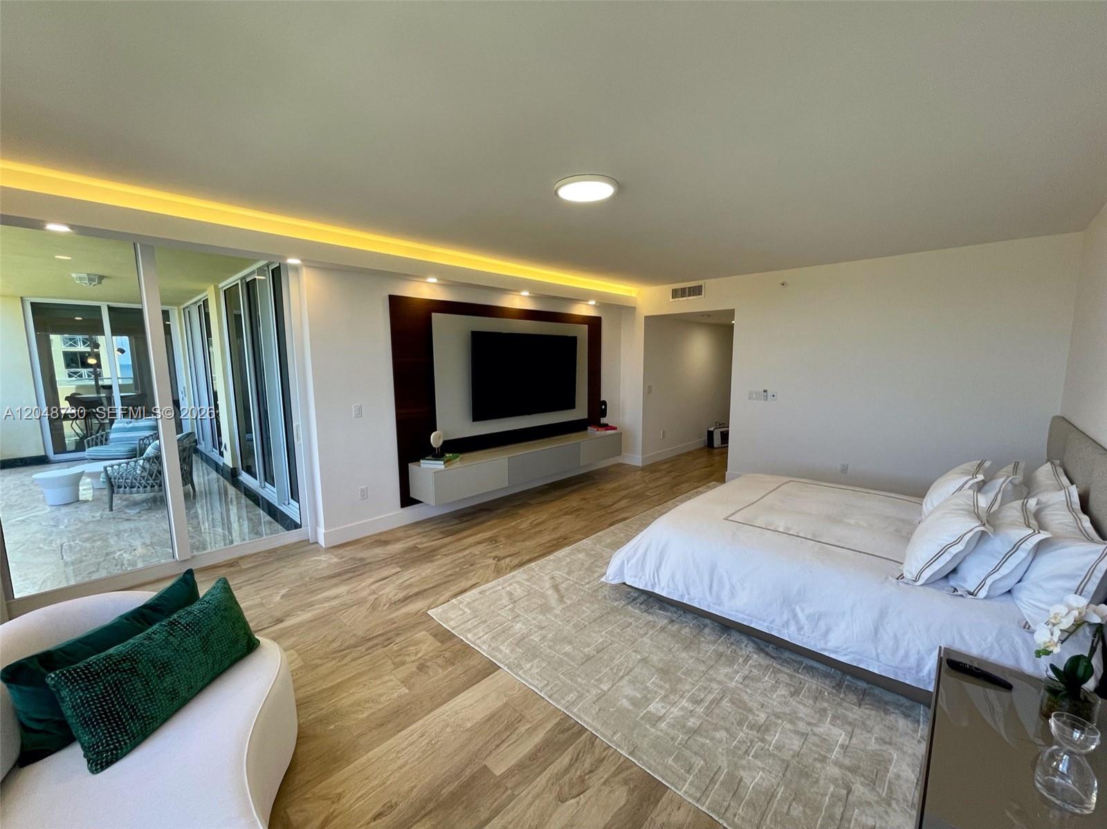 A12048730 Property Photo 26