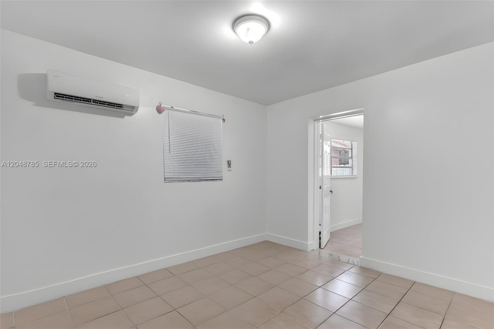 6084 E 7th Avenue Property Photo 15