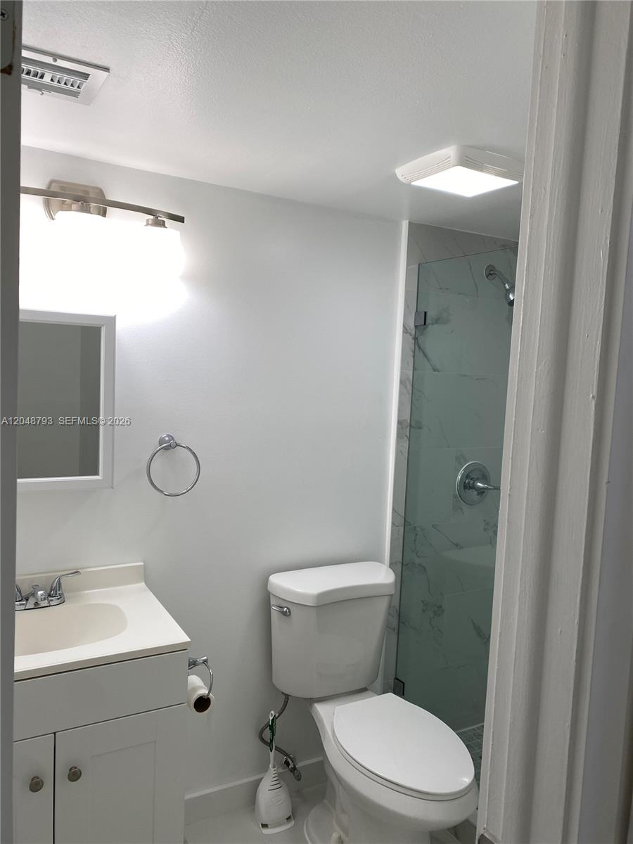 6190 W 19th Avenue 206 Property Photo 14