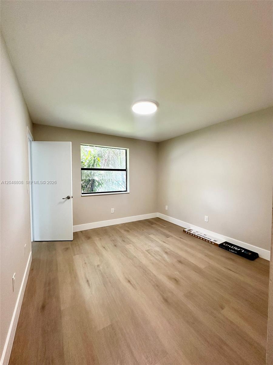 2540 W 67th Place 202-28 Property Photo 14