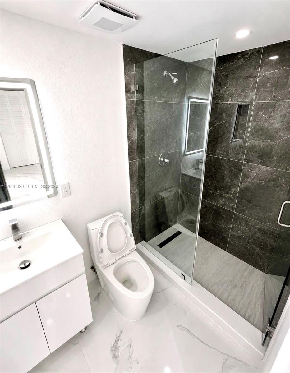 2390 Service Road Property Photo 7