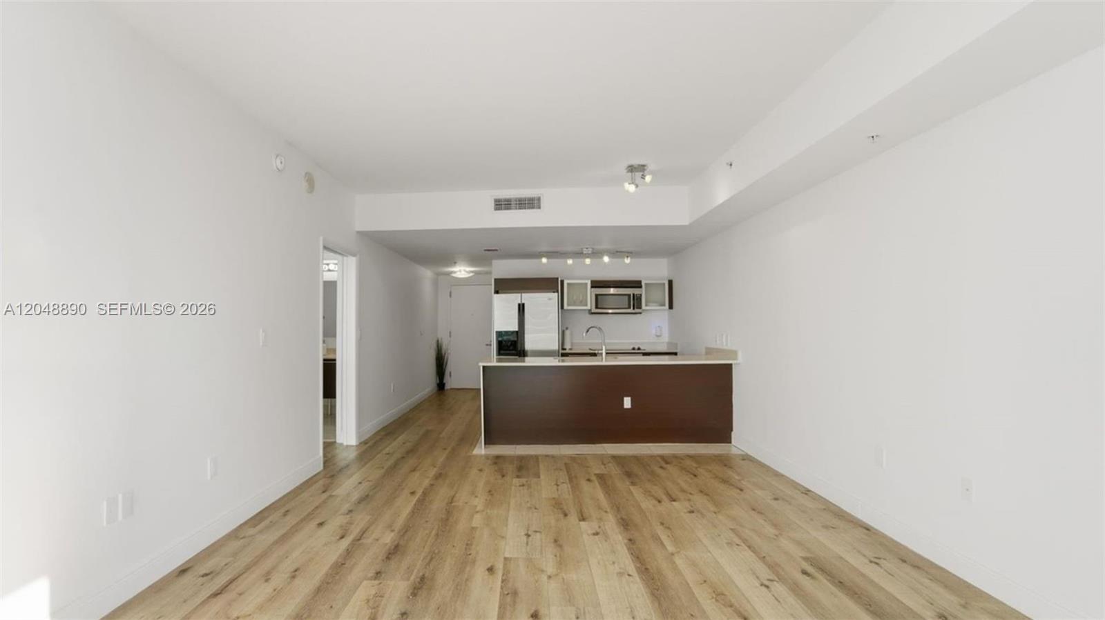 A12048890 Property Photo 5