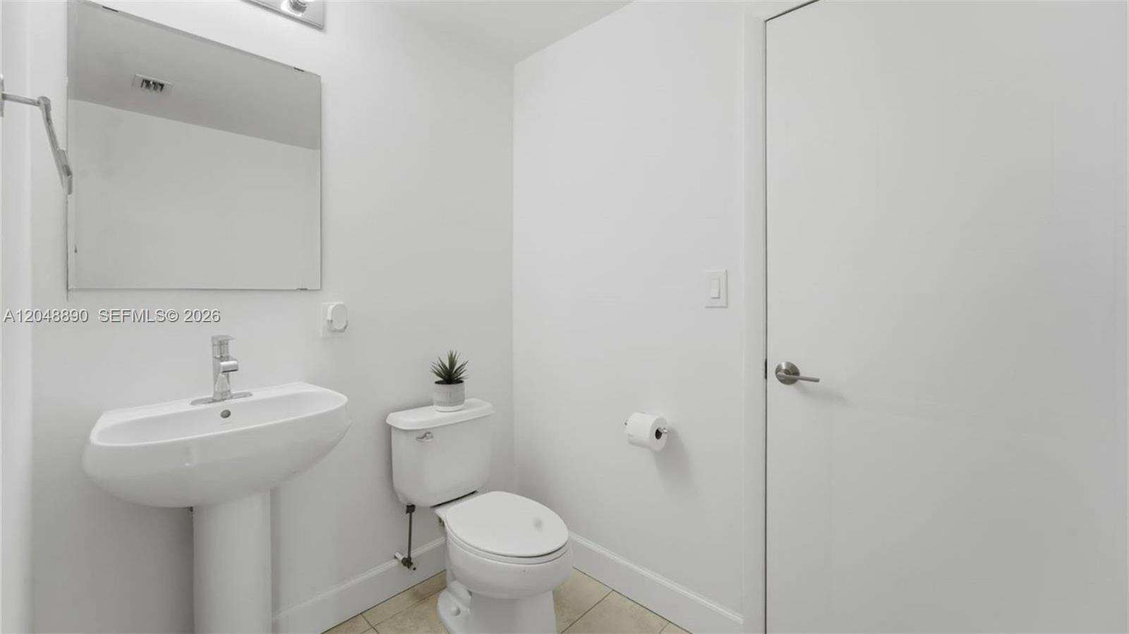 A12048890 Property Photo 9