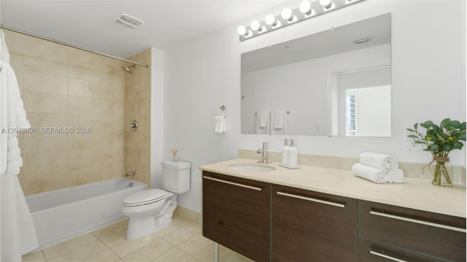 A12048890 Property Photo 10