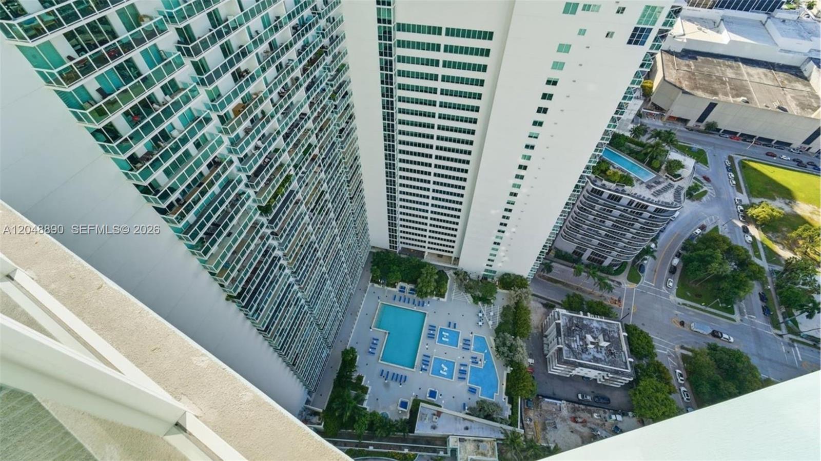 A12048890 Property Photo 14