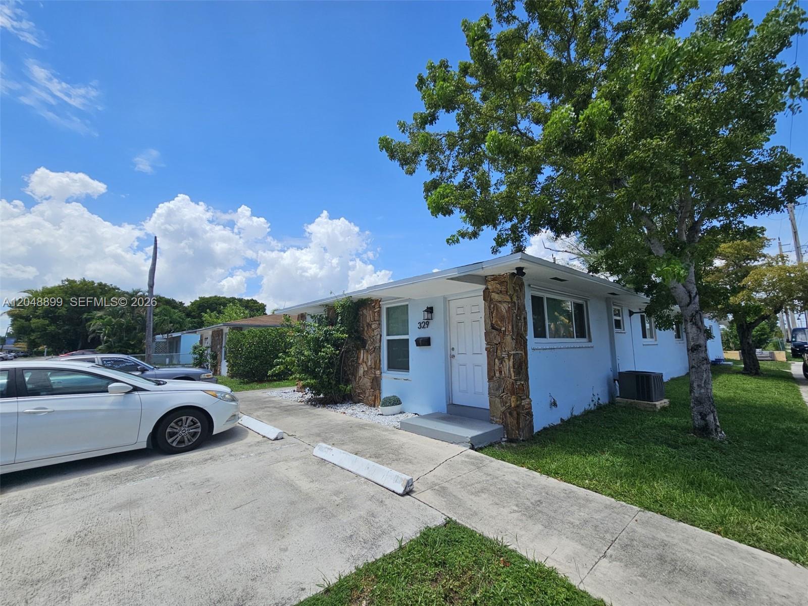 329 Se 2nd Street Property Photo 5