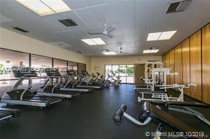 20379 W Country Club Drive Ph-32 Property Photo 13