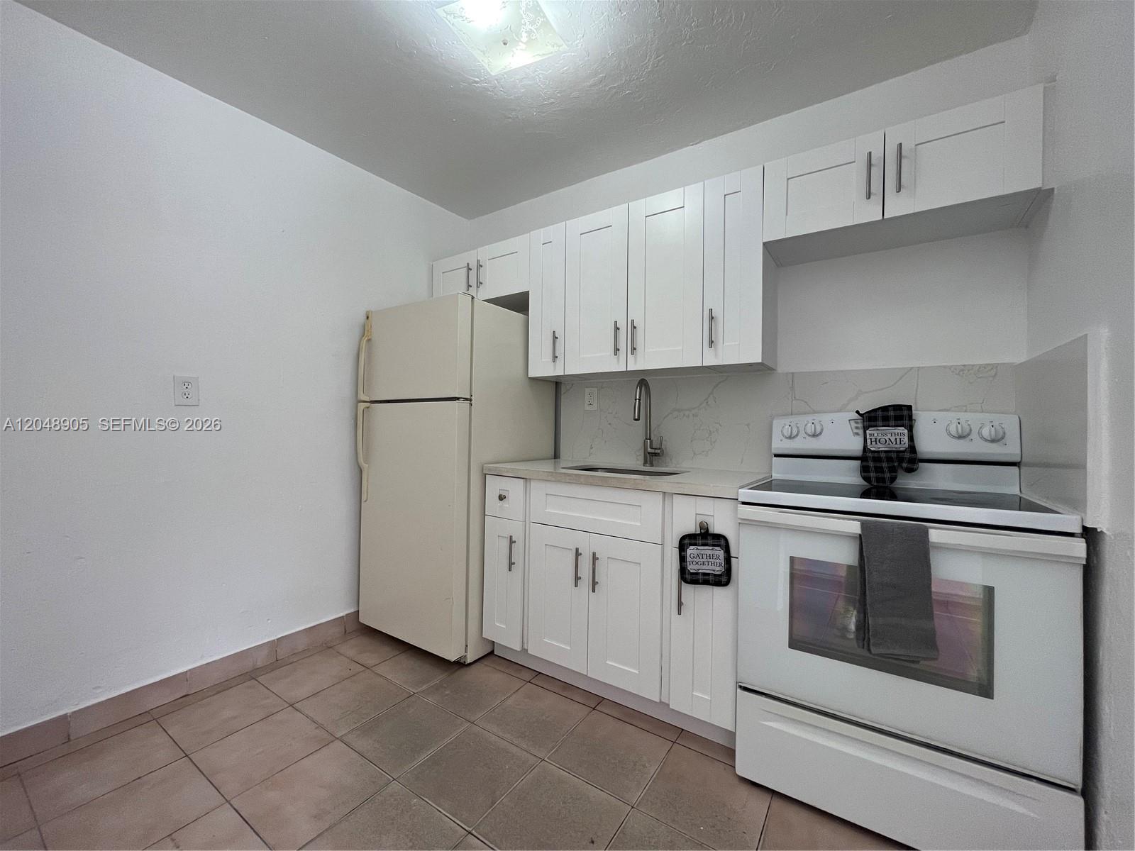 3028 Nw 2nd Street Property Photo 9