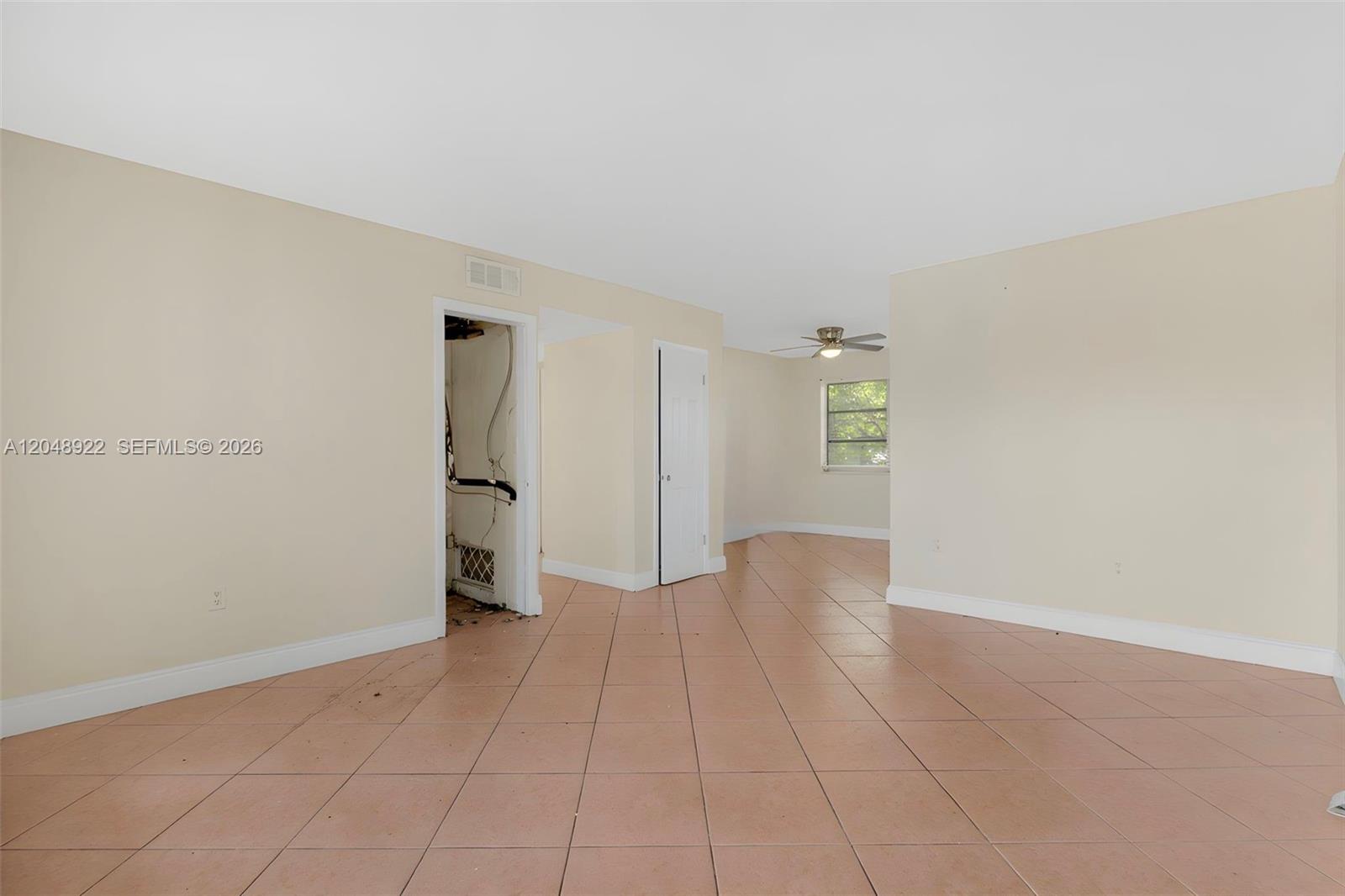 2201 Nw 64th Avenue Property Photo 18