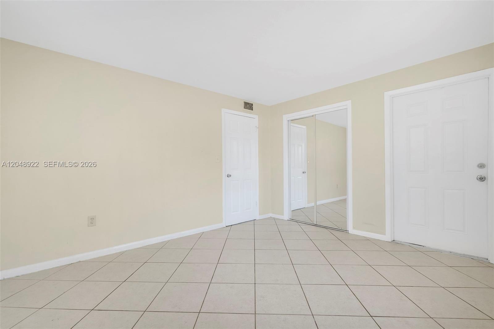 2201 Nw 64th Avenue Property Photo 19