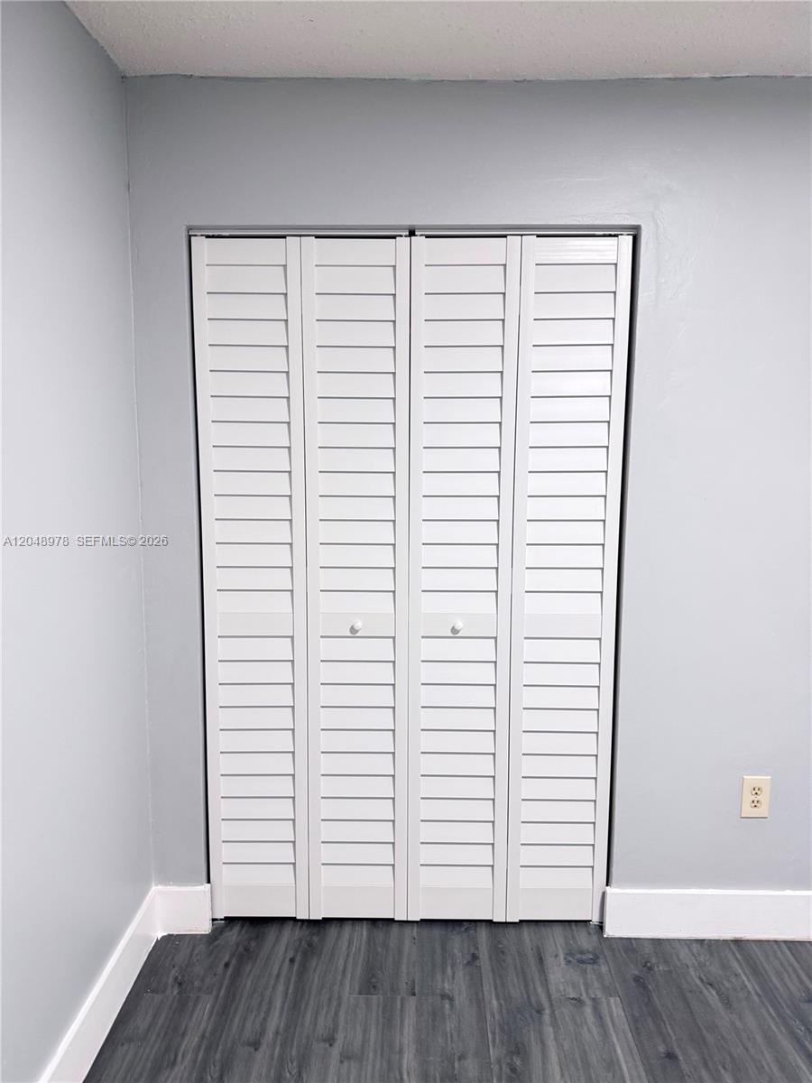 453 Sw 2nd Street 306c Property Photo 10