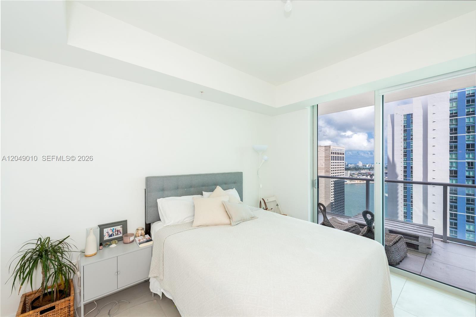 300 S Biscayne Boulevard T-2814 Property Photo 16