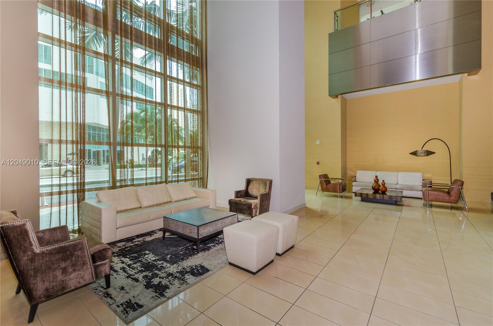 300 S Biscayne Boulevard T-2814 Property Photo 23