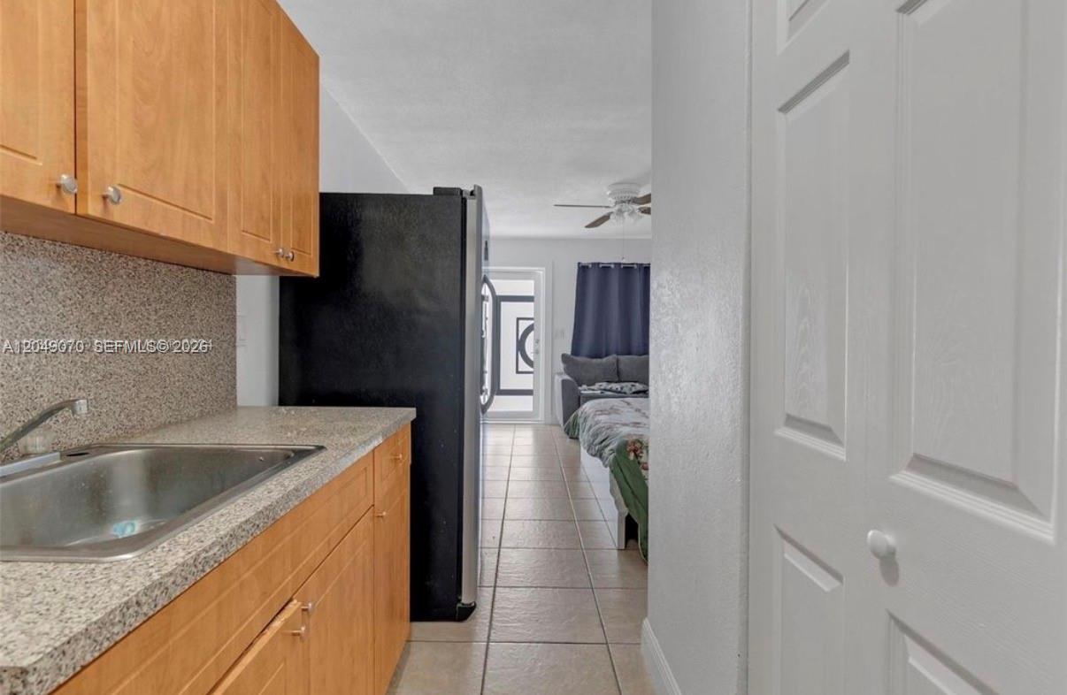 329 W 18th Street Property Photo 5